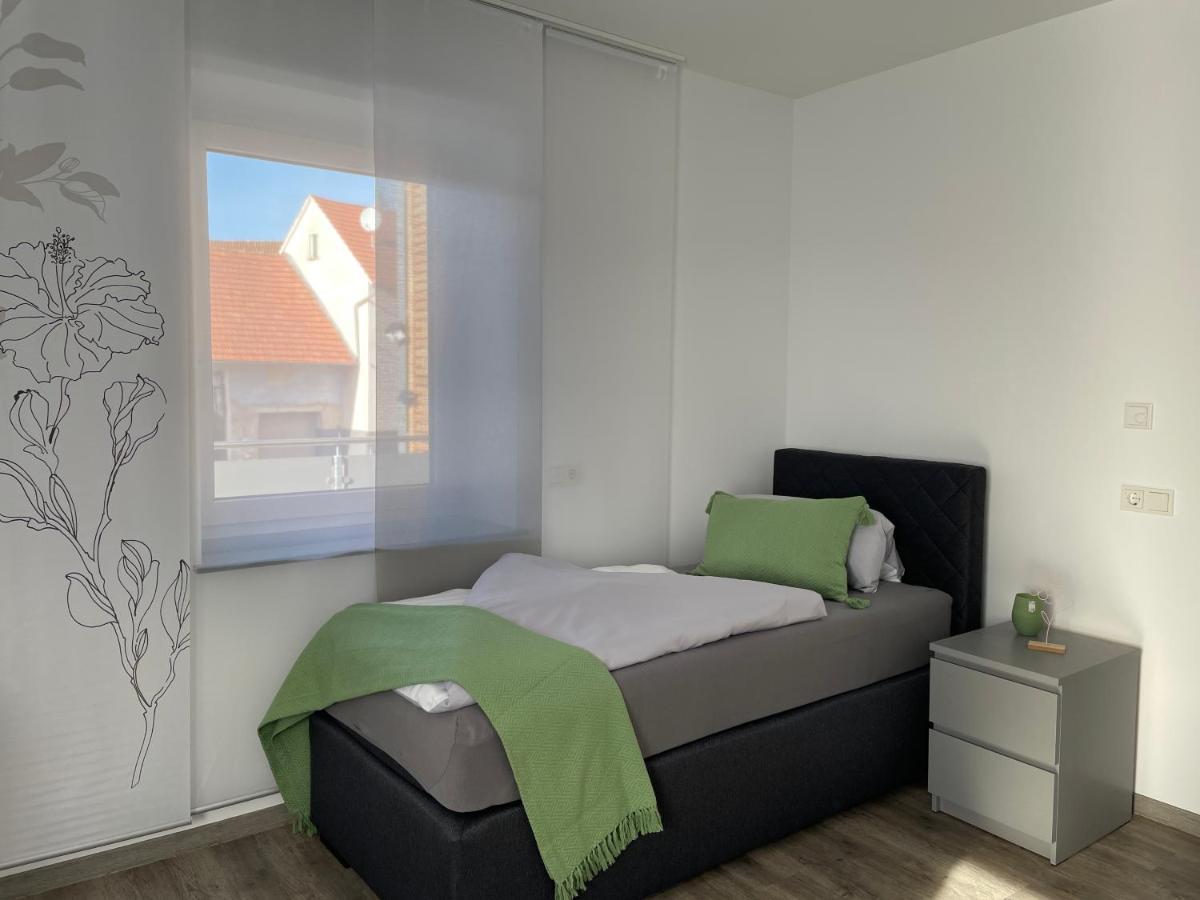 Wohnung Fuer Berufstaetige Hünfeld Exteriör bild
